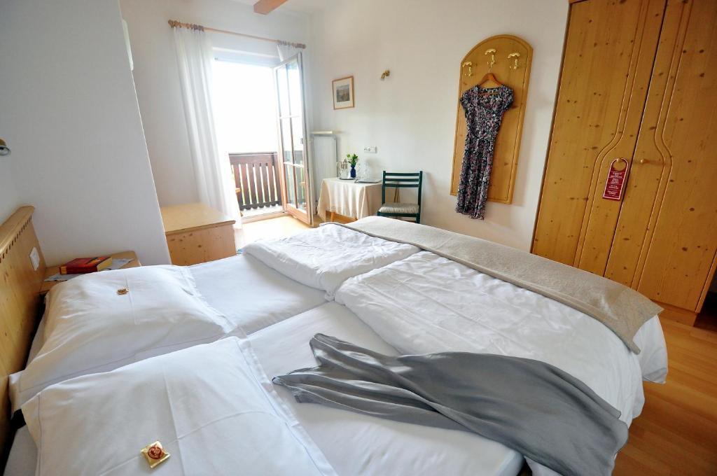 Bad St Isidor Hotel Bolzano Room photo